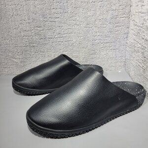 Snibbs The Clog Men's Size 15 US Eclipse Black Leather Slip on Shoes.